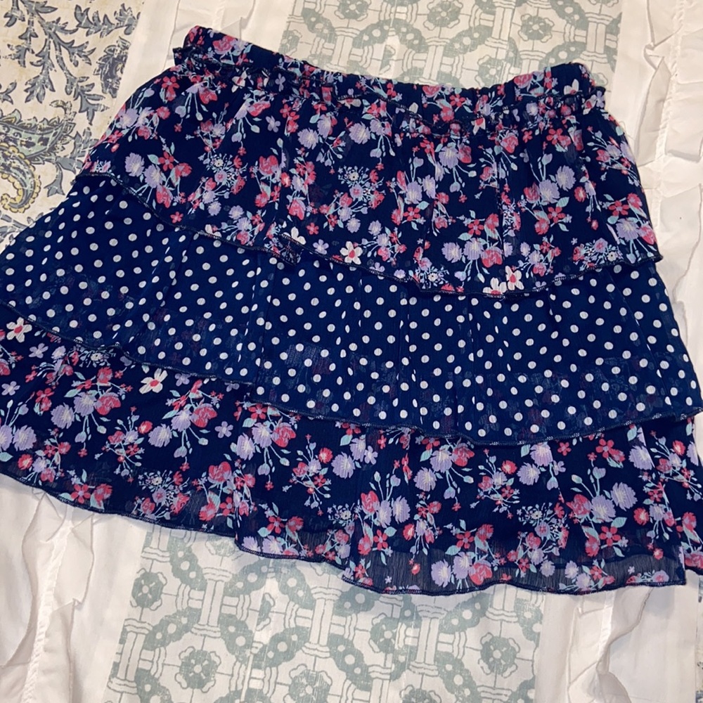 3 Skirts - Picture 5 of 5